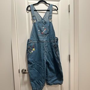 Warner bros. Looney Tunes vintage tweet overalls.